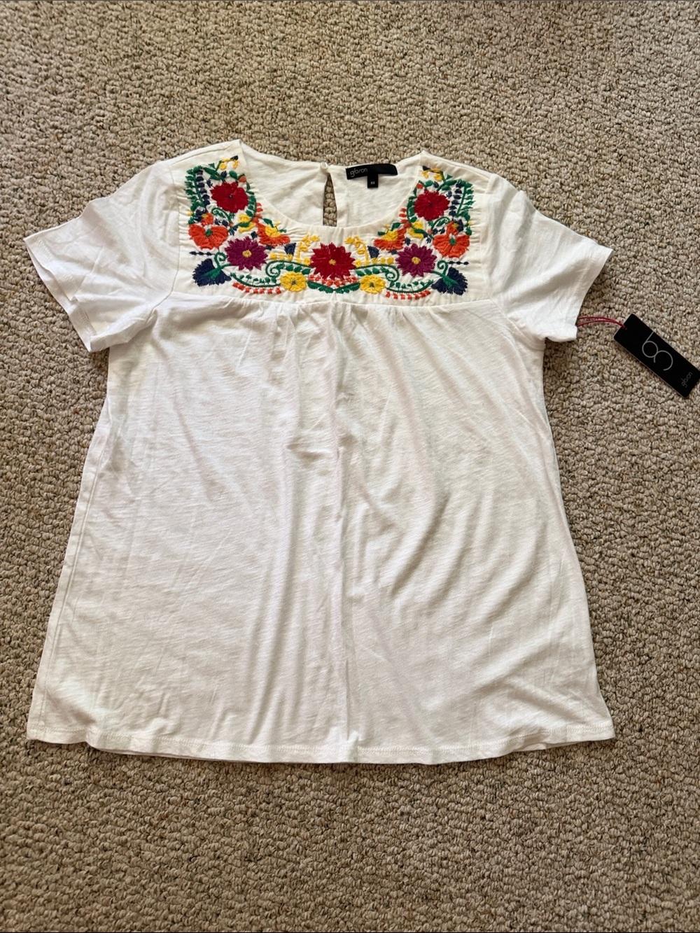 NWT Gibson White Embroidered Floral Peasant Top XS